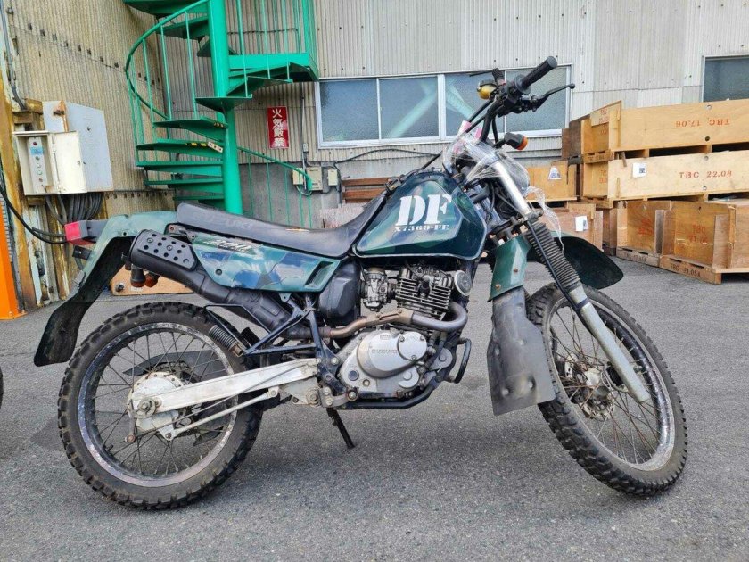 Мотоцикл suzuki