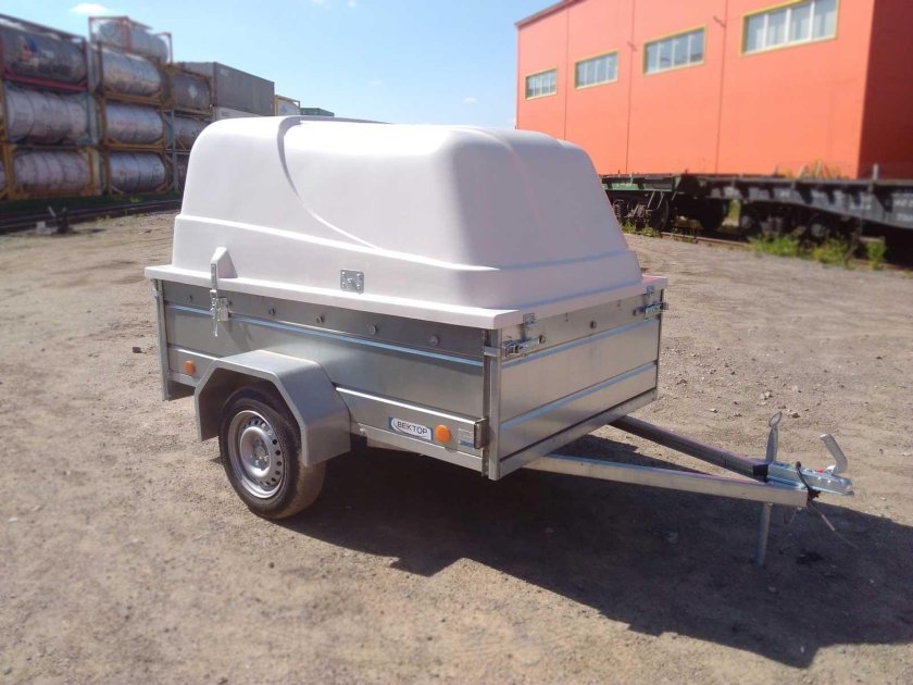 Пластиковая крышка на прицеп лав 81011