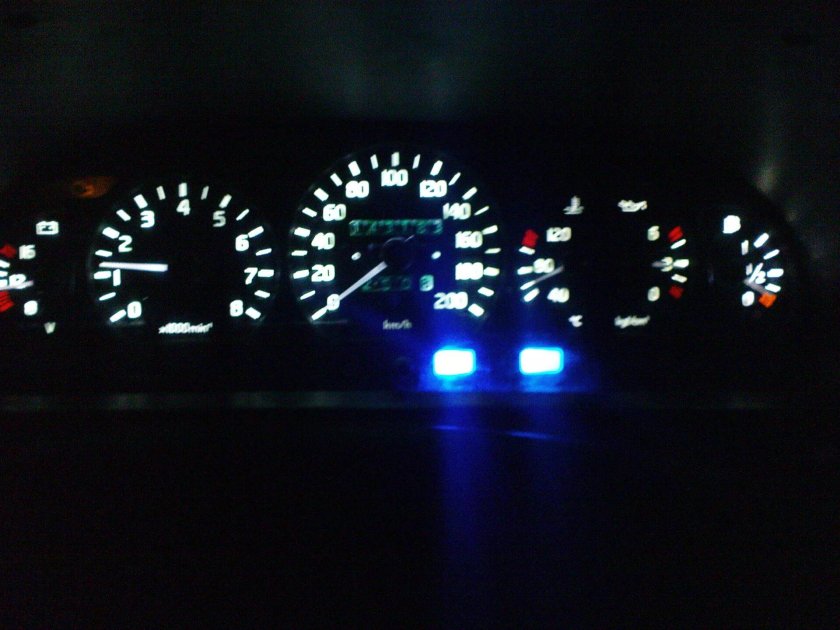 Пересвет щитка приборов 3110