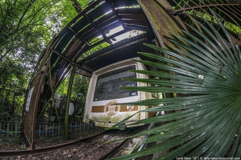 Заброшенный санаторий Орджоникидзе фуникулер
