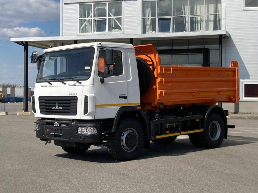 Самосвал маз