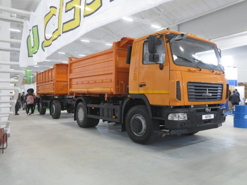 МАЗ 5550 самосвал сельхозник