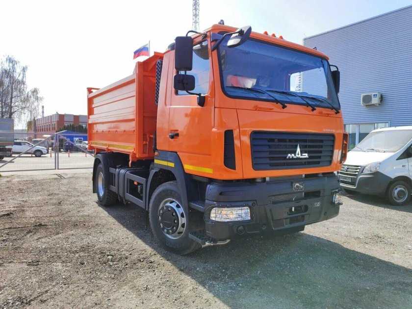 Самосвал маз
