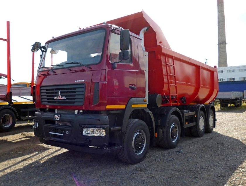 МАЗ 6516 самосвал