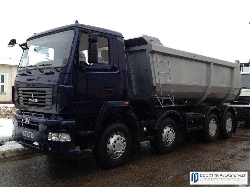 Самосвал МАЗ 6516е8-520-000