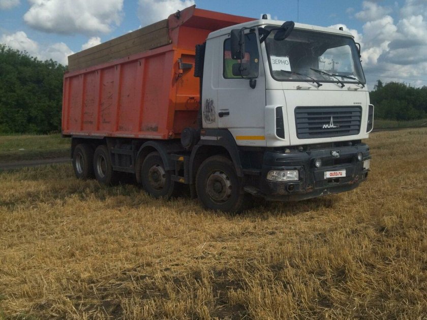 МАЗ 2017 года