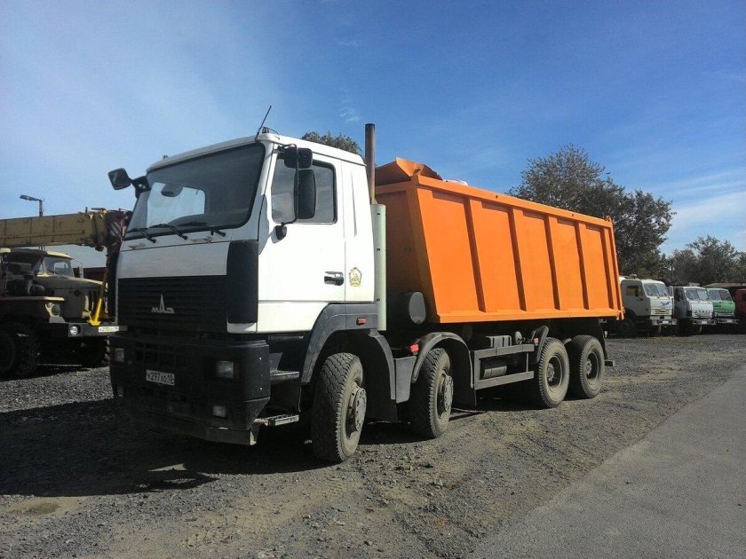 МАЗ 6516 а8 самосвал