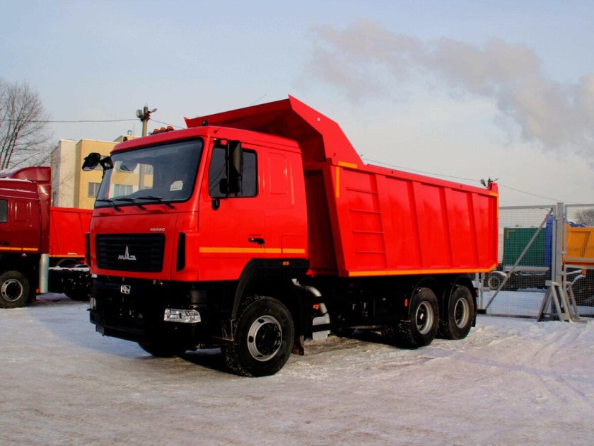 Самосвал МАЗ 6501с9-8520-005