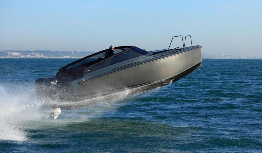 Катер ks830 Cruiser