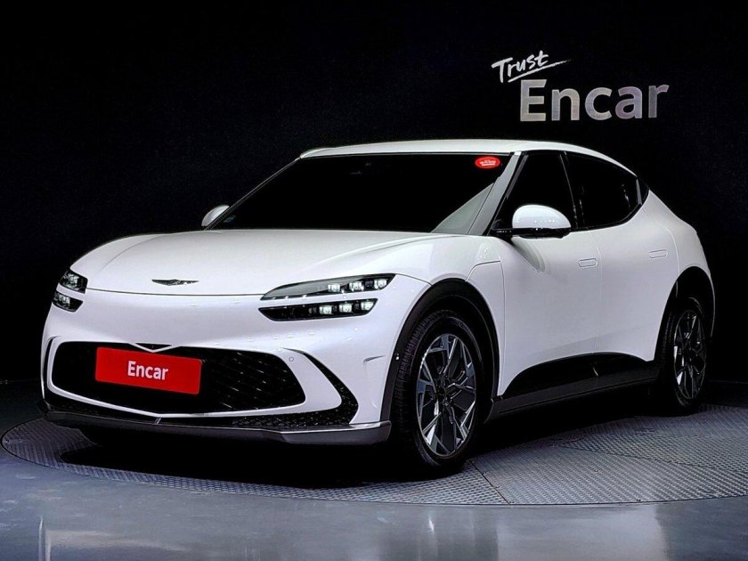 Автомобиль genesis