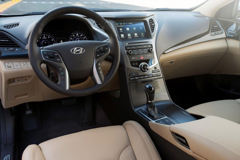 Hyundai-Grandeur-Azera 2015