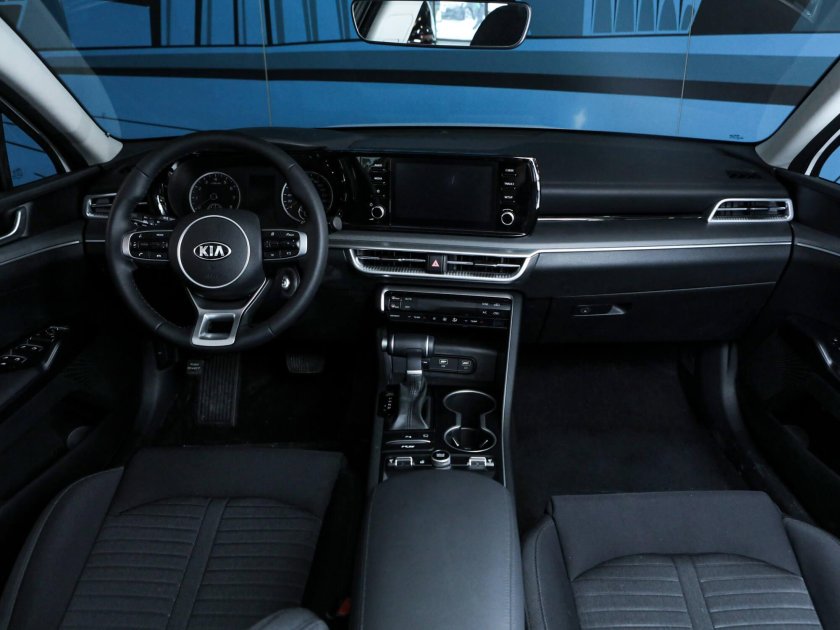 Kia k5 салон