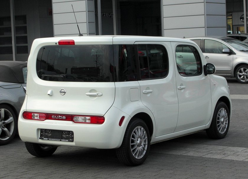 Nissan Cube