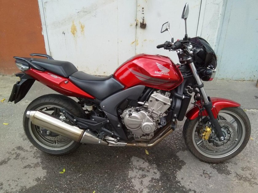 Honda cbf 600