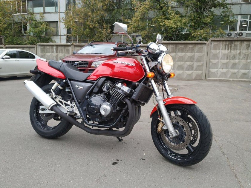 Мотоцикл honda cb 400