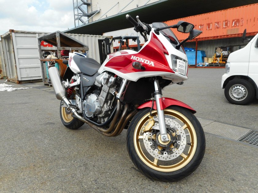 Honda cb1300sf 54