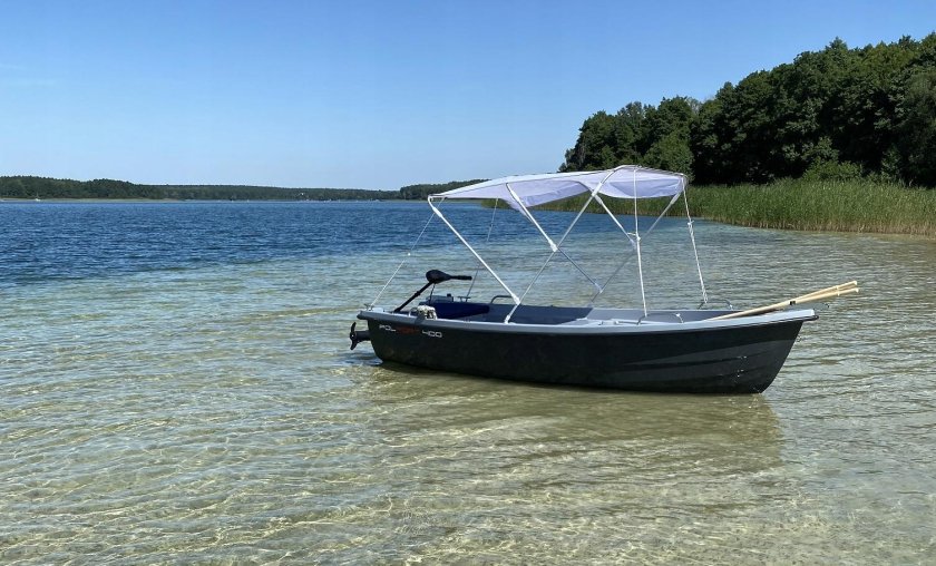 Моторная лодка