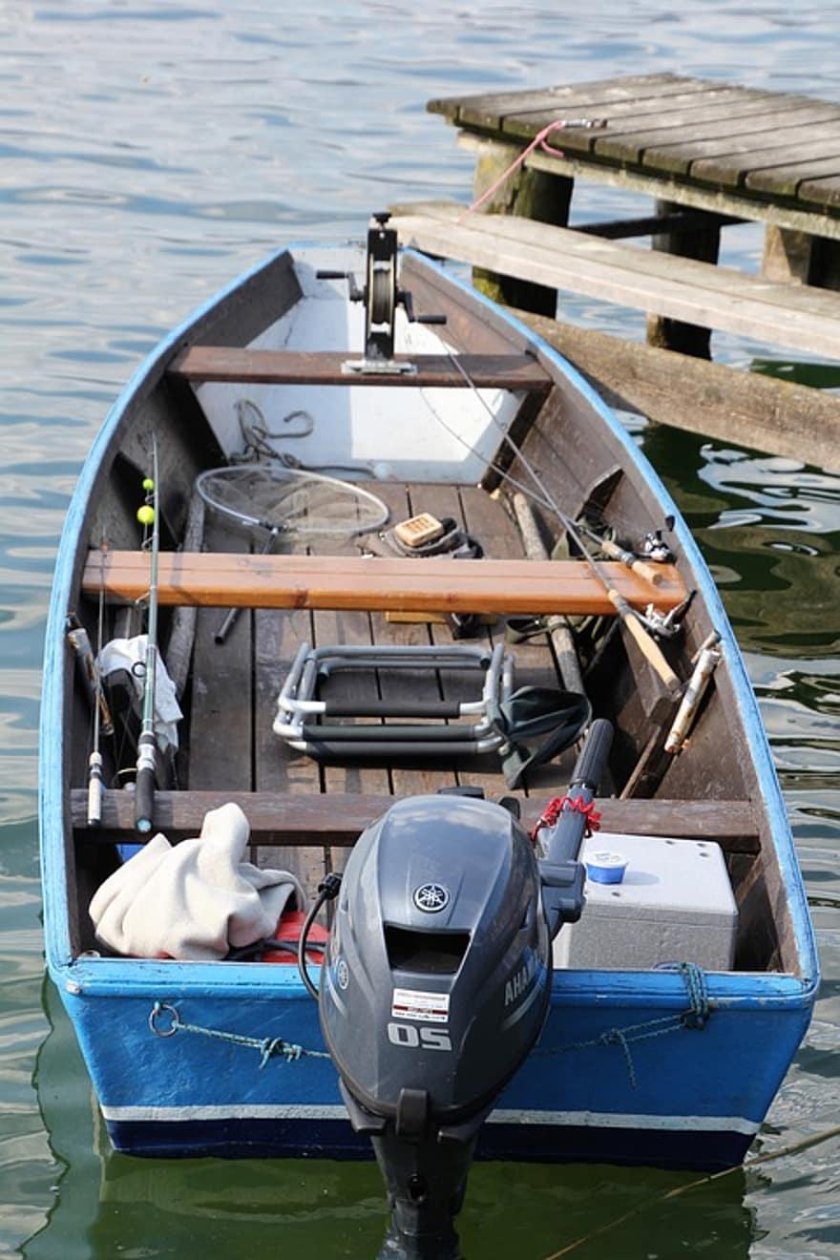 Моторная лодка