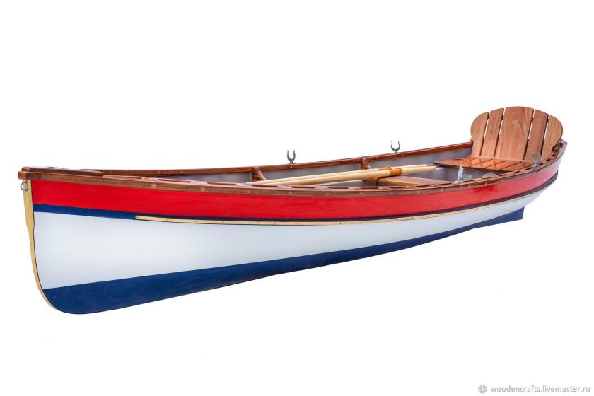 Весельная лодка