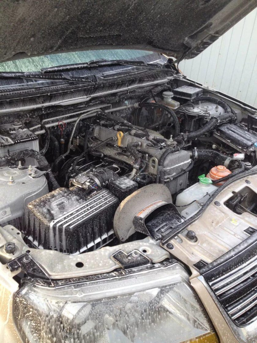 Подкапотное пространство Grand Vitara