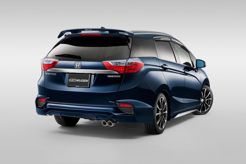 Хонда шаттл гибрид 2015
