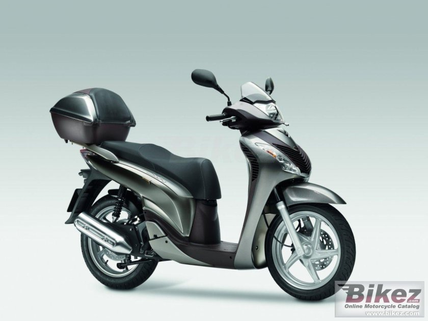 Скутер Honda sh 125