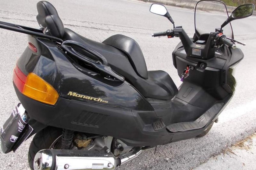 Linhai скутер 150