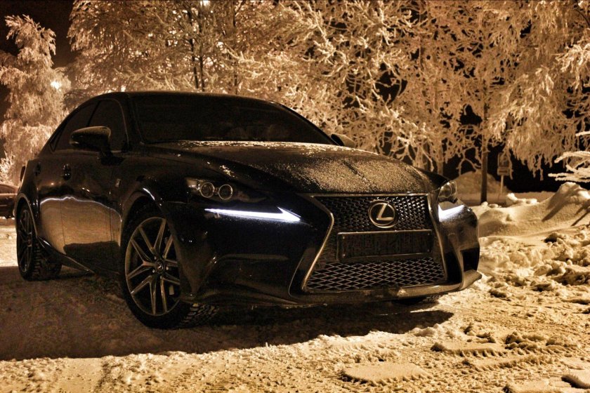 Лексус is250 опер