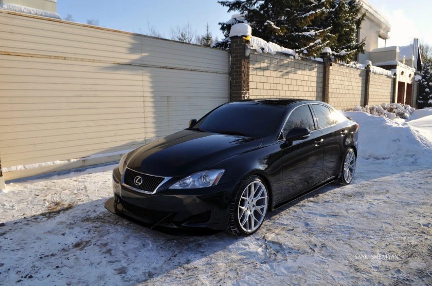 Лексус ИС 250 черный
