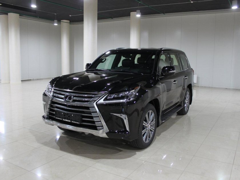 Lexus LX 570 черный