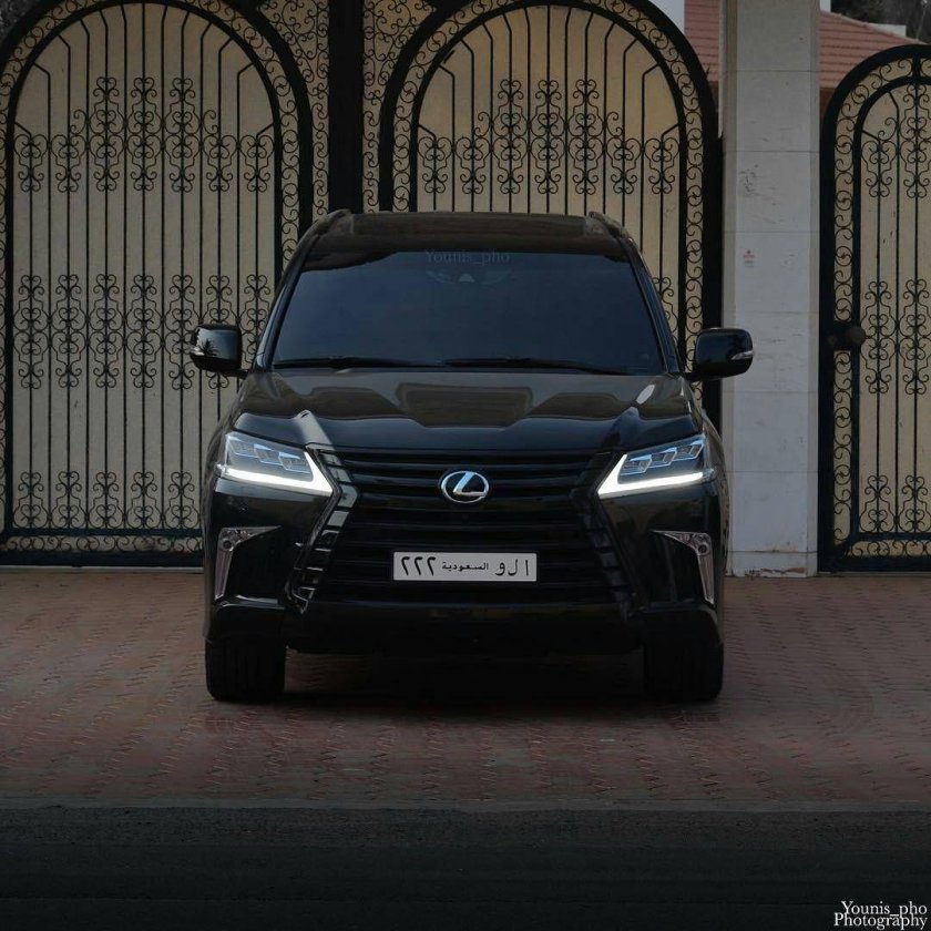 Лексус ЛХ 570 черный тонированный