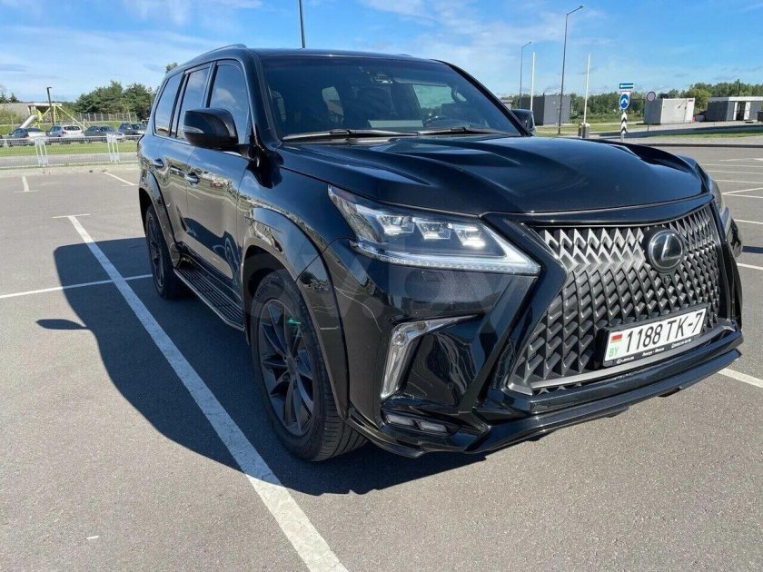 Лексус LX 2019