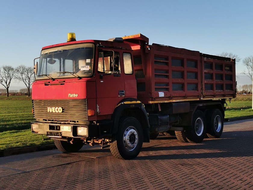 Ивеко самосвал 6х4