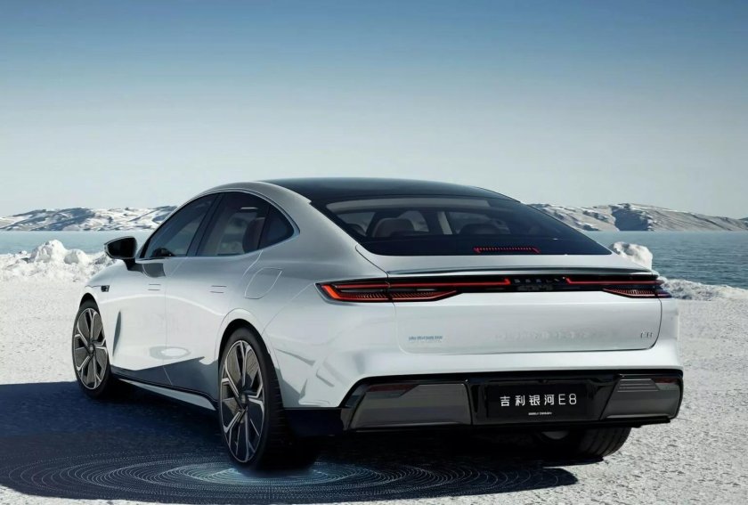 Джили седан 2024