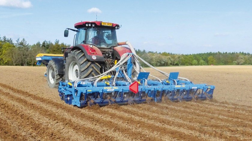 Сеялка strip till