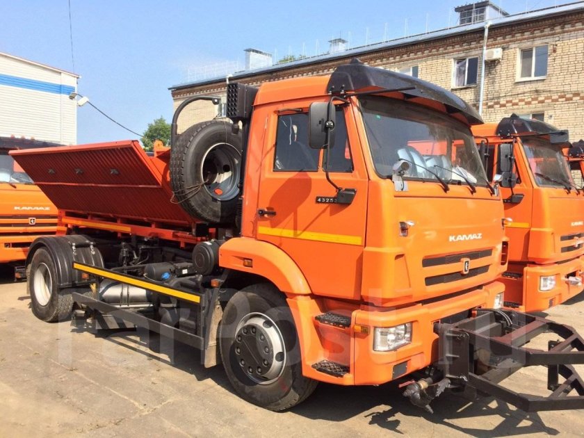 КАМАЗ ко-829а1