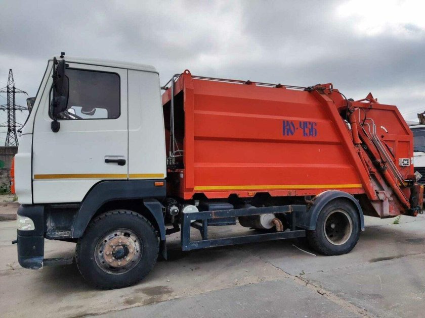Мусоровоз ко 456