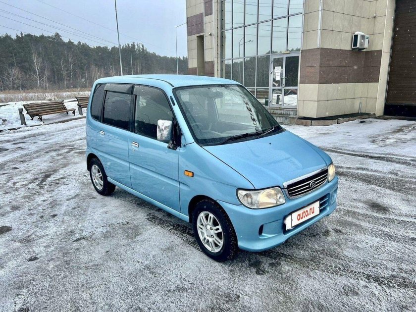 Daihatsu 2002