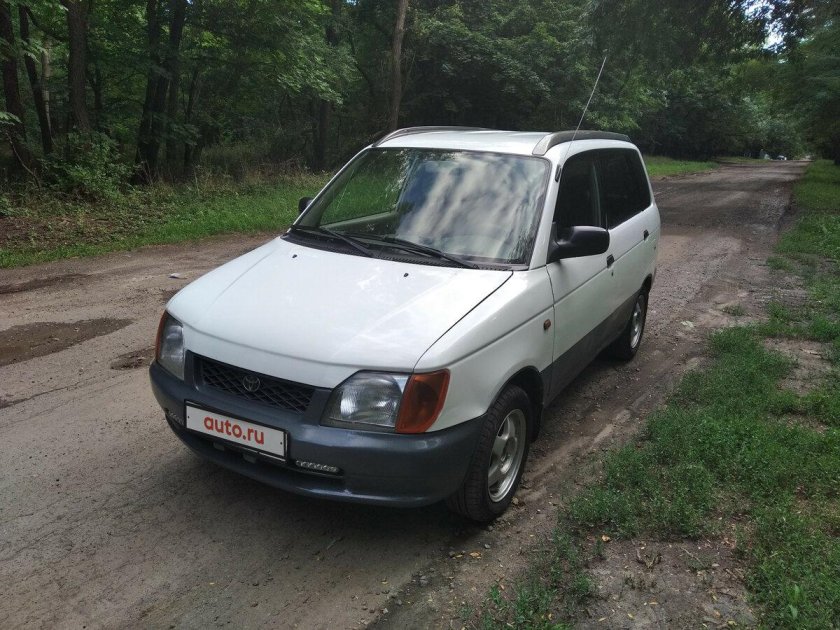 Дайхатсу Гран мув