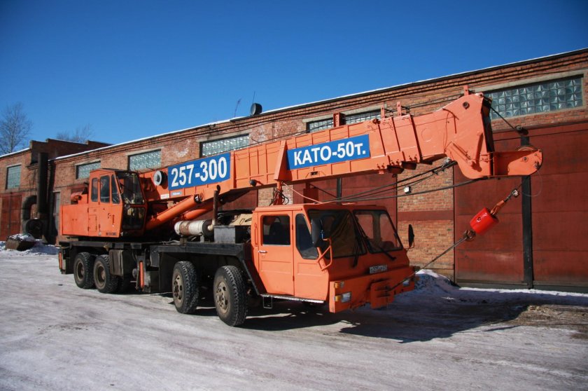 Кран Kato 750