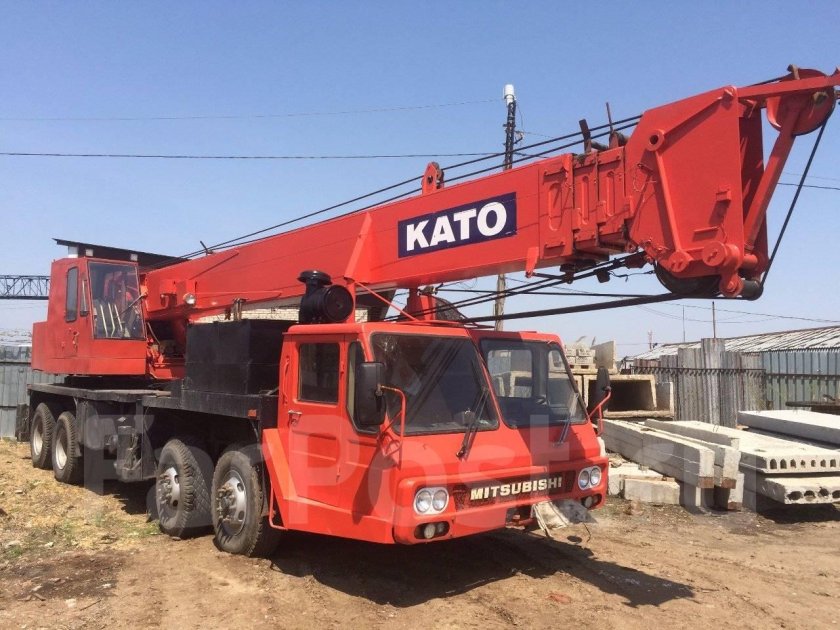 Автокран Mitsubishi Kato 50 тонн