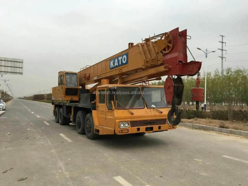 Кран като 70 тонн