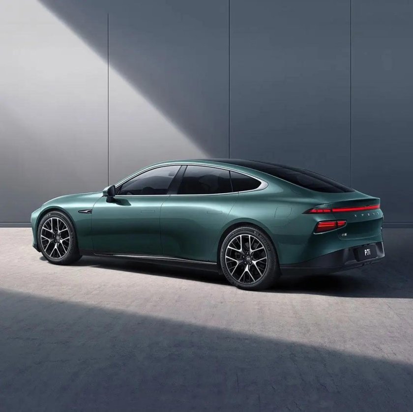 Электромобиль xpeng p 7