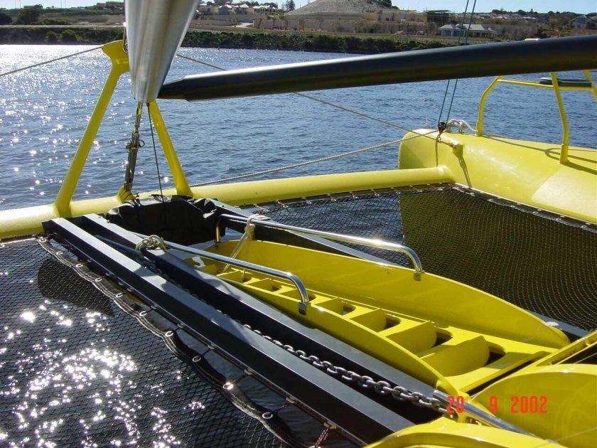 Катамаран Торнадо