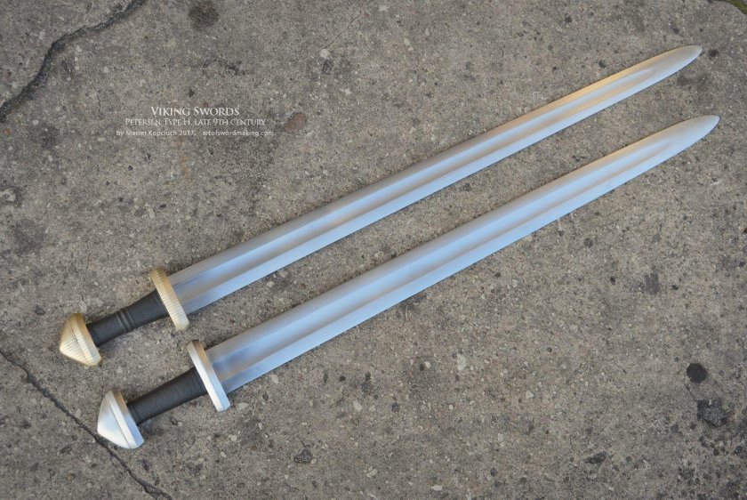 Двуручный меч каролинг