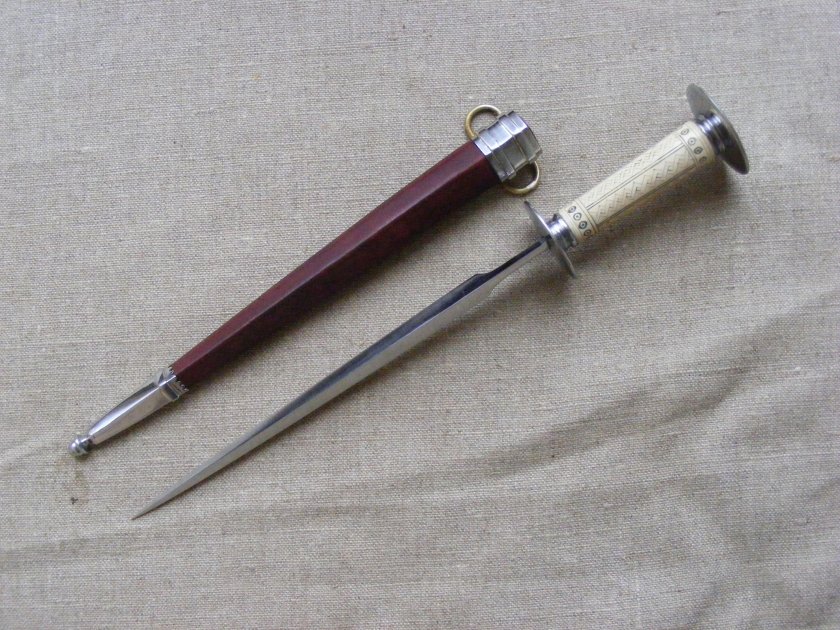 Рондель Даггер