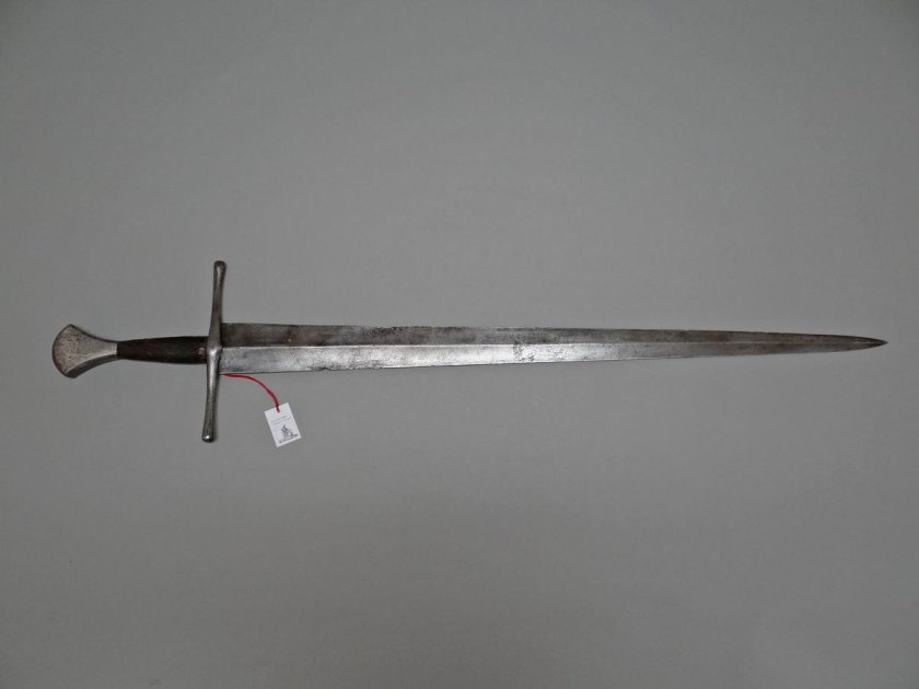 Меч Тип 18 по Окшотту