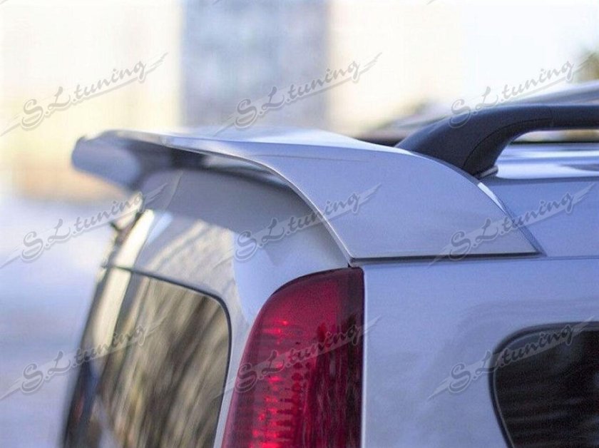 Спойлер на Лада Ларгус кросс