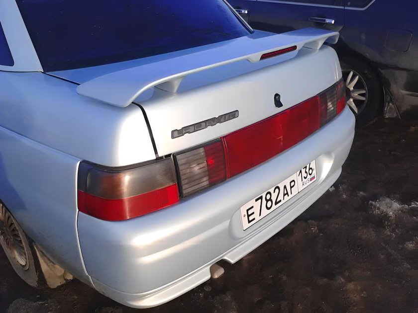 Спойлер на ВАЗ 2110