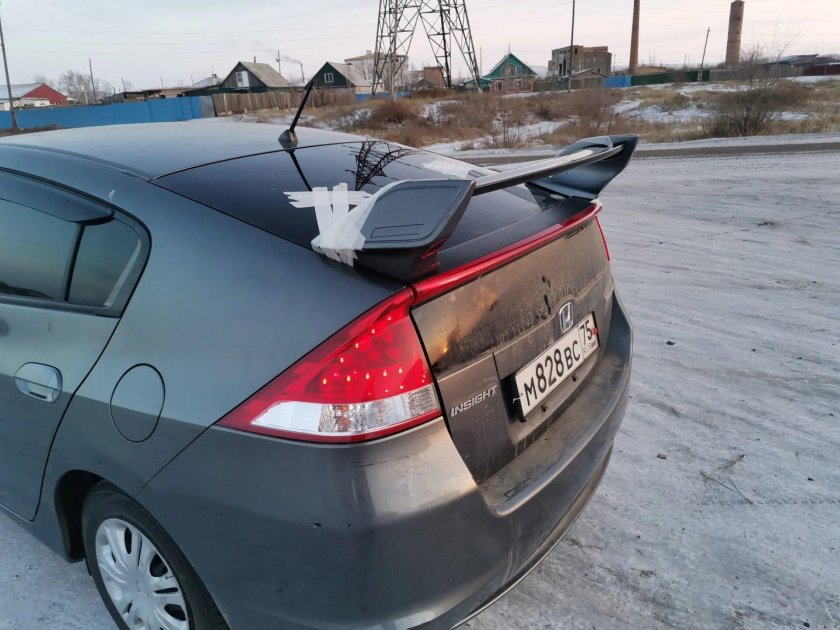 Спойлер Honda Insight ze2